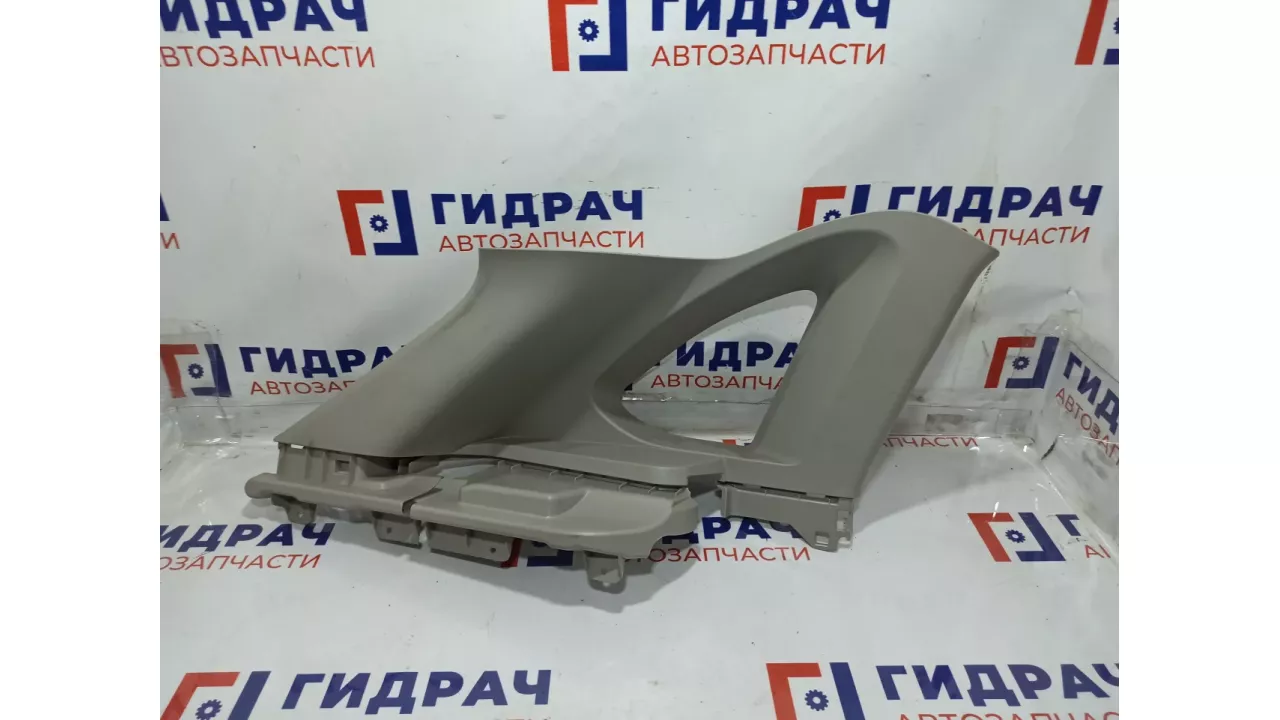 Обшивка стойки задней левой верхняя Lada X-Ray Cross 769355579R.